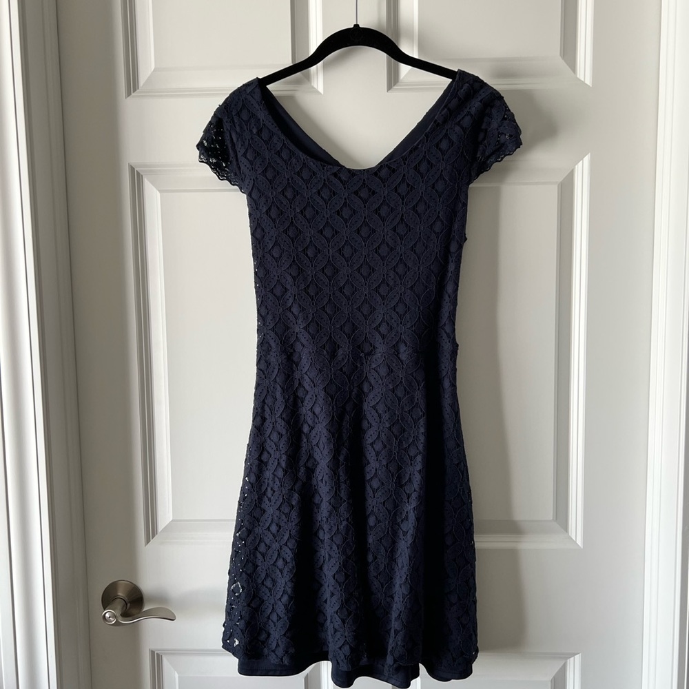 AB Studio Lace Cap Sleeved Dress